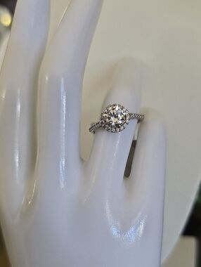 EMOTIONS STERLING SILVER MADE WITH SWAROVSKI ZIRCONIA RING SIZE 7